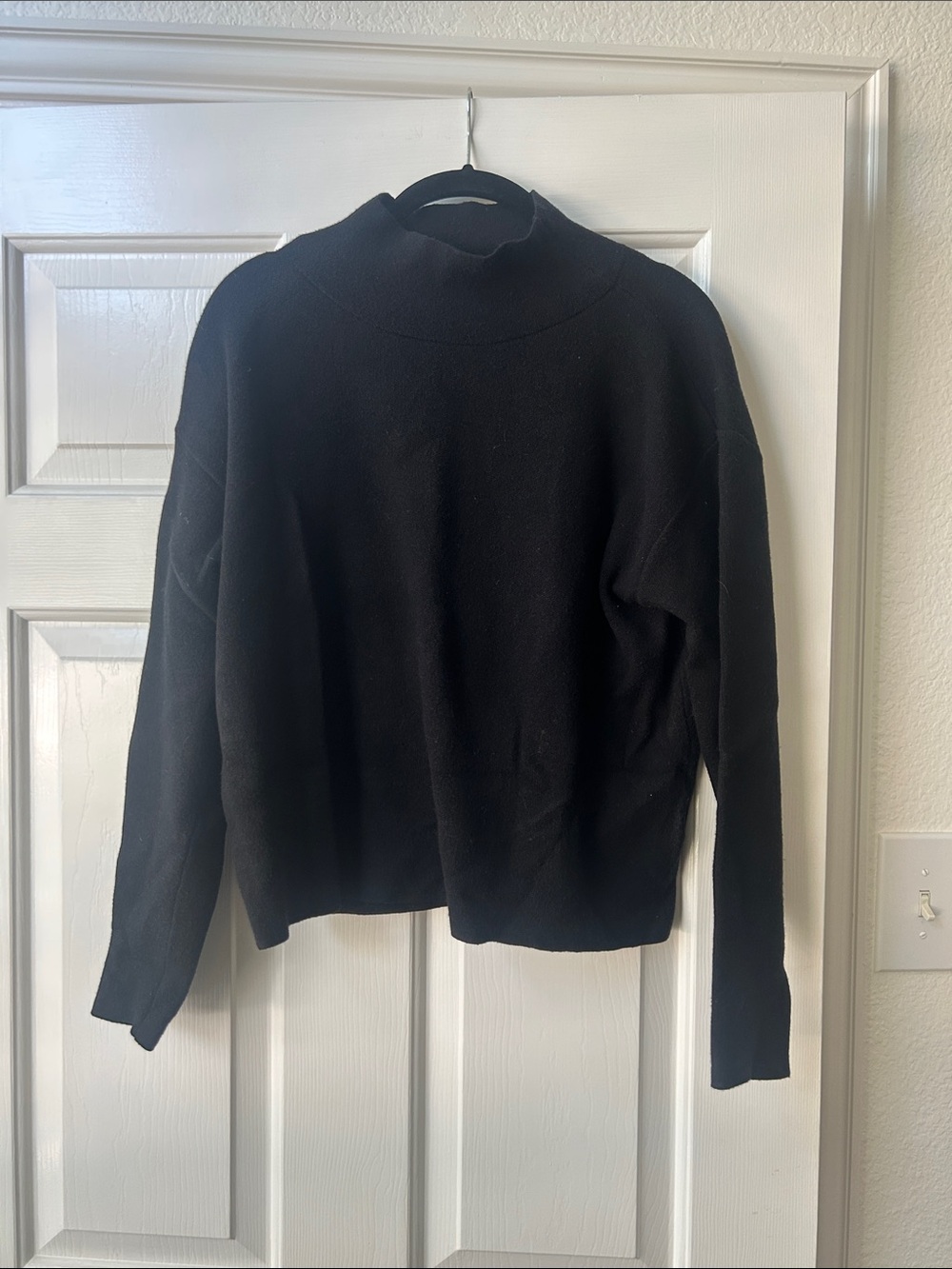 Mauve Black Turtleneck Knit Sweater